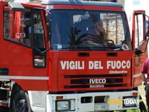 Senza mezzi e personale, chiudono le sedi operative dei vigili del fuoco