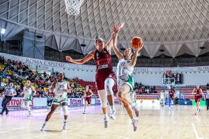 Roma combatte punto a punto con la capolista ma alla fine la Reyer espugna al PalaTiziano