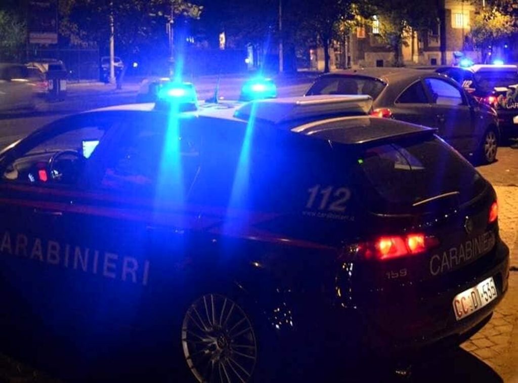 Rissa a Roma Nord: ubriachi si colpiscono a calci e pugni sulla Cassia