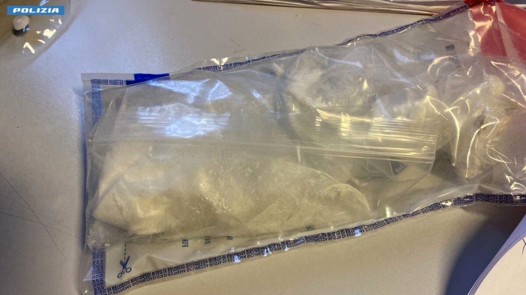 Il pusher del Laurentino che nasconde la cocaina in casa dell'ex compagna