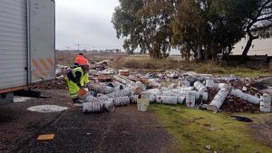Rifiuti tossici, ingombranti e refurtiva: la maxi discarica illegale di Rocca Cencia