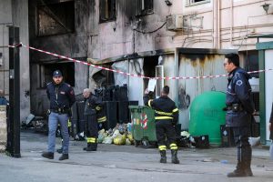 Incendio Tivoli, l'ospedale chiuso a lungo. I tre punti da chiarire dalle indagini