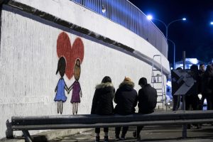 Una panchina per Gaia, Camilla e Leo morti a corso Francia
