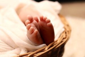 Policlinico Casilino, bimba nasce prematura e muore per un'infezione. La famiglia presenta denuncia