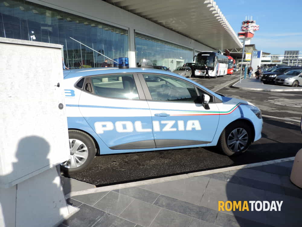 Fiumicino: Daspo urbano per nove tassisti abusivi, lontani dall'aeroporto per un anno