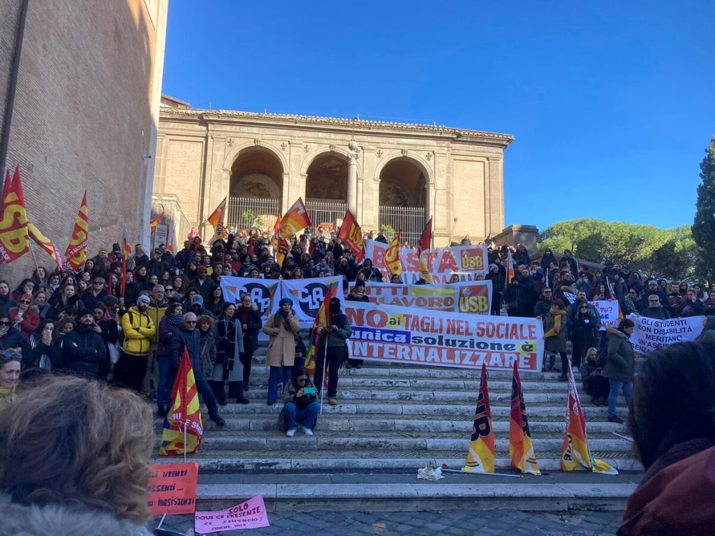 Oepac in agitazione, le coop incontreranno Gualtieri. Ma i sindacati di base restano fuori