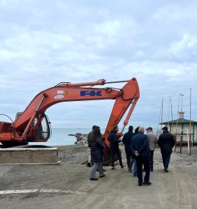 Ostia: partiti i lavori per ripristinare barriere e scogliere