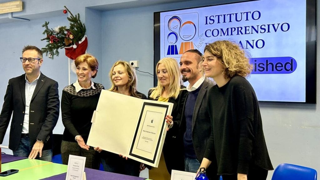 L'Apple premia l'IC Baccano di Labaro