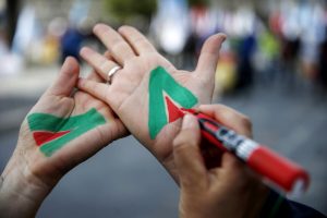 La manager, l'addetto al check in, la rampa. Che fine hanno fatto i lavoratori licenziati da Alitalia