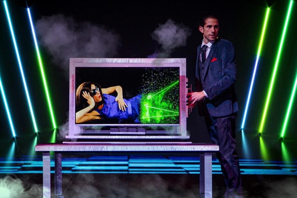 "Illusionismi" di Andrea Sestieri al Teatro Ciak