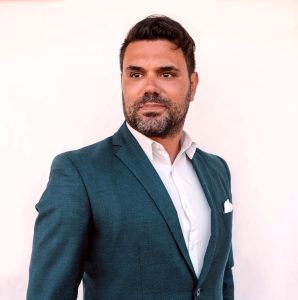 L'assessore di Ostia indagato per corruzione. Scoppia il caso Caliendo