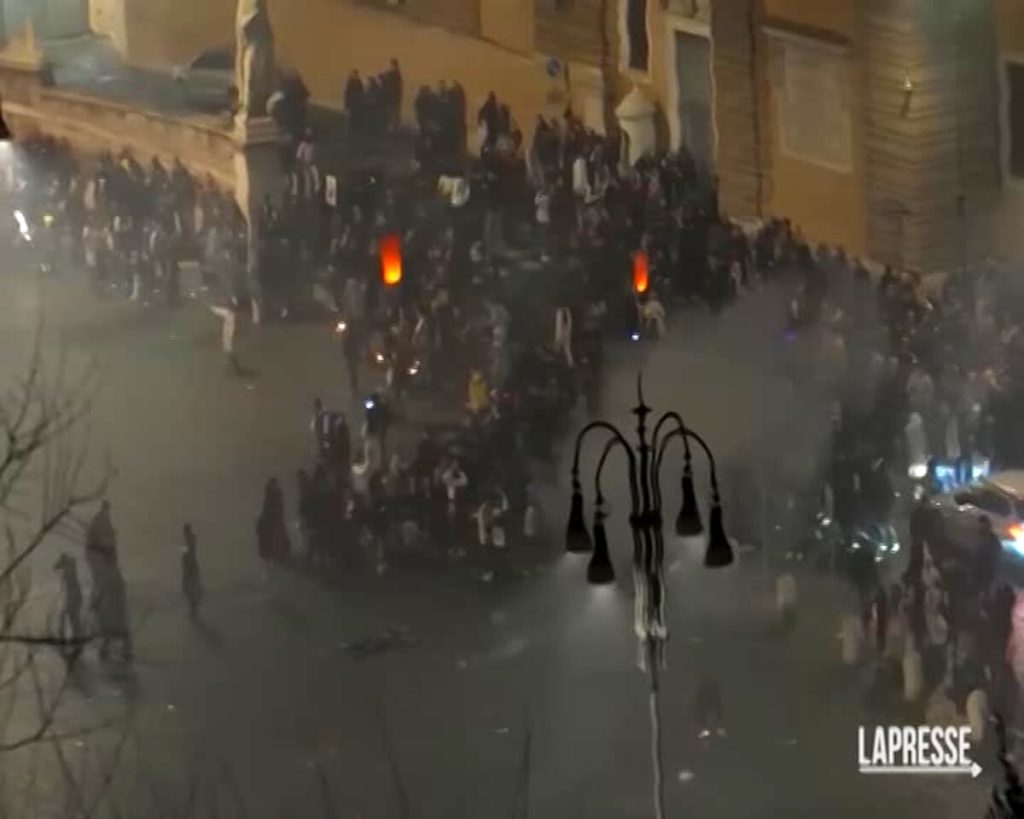 VIDEO | Capodanno a Roma, il 2024 celebrato con spettacolari fuochi d'artificio