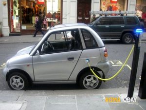 Stop agli incentivi per i passaggi di proprietà delle auto ecologiche a Roma e provincia