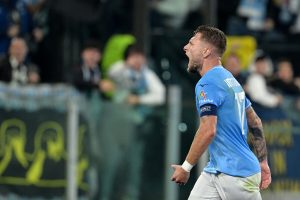 Lazio-Lecce, la diretta. Le formazioni ufficiali: Luis Alberto c'è, la scelta di Sarri su Immobile