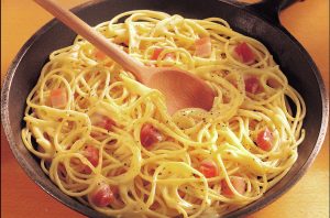 I re della carbonara. Quanto fatturano e chi c'è dietro le catene di cucina romana in città