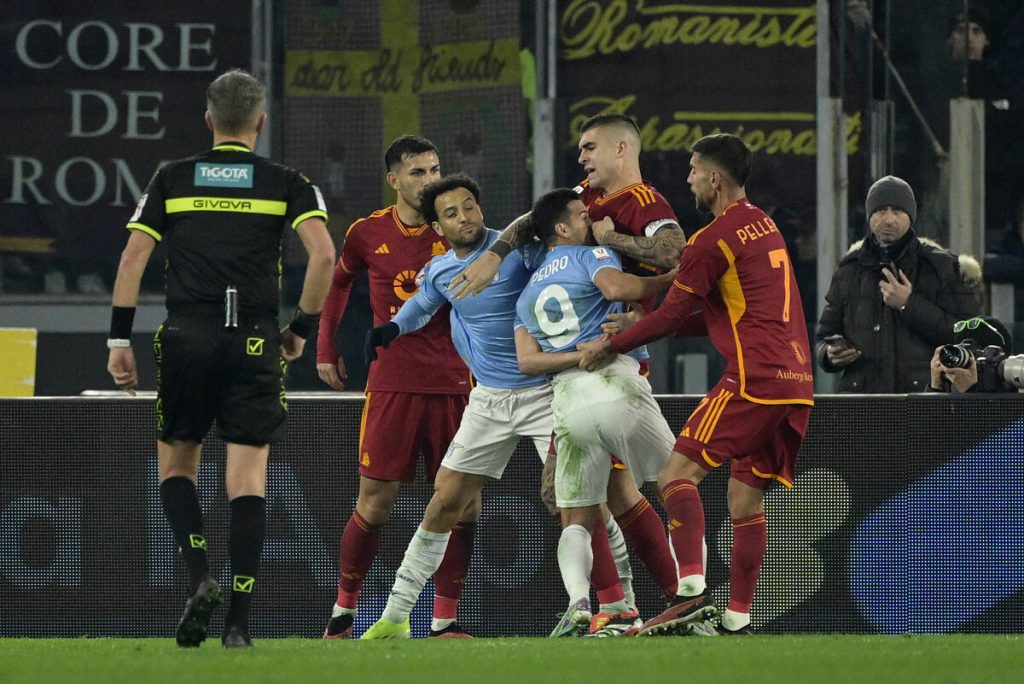 Chiusa la Curva Nord e maxi squalifica per Mancini: ecco le sanzioni dopo il Derby di Coppa Italia