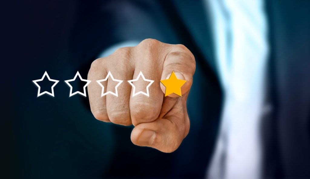 Ho provato a comprare delle recensioni false. Ecco cosa mi hanno offerto