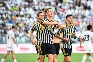 Chi è Huijsen, il giovane difensore della Juventus cercato da Tiago Pinto