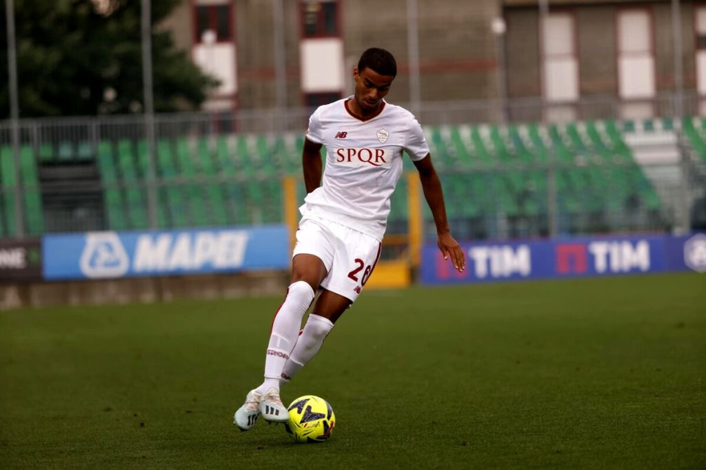Corentin Louakima saluta la Roma e va al Lecco, arriva l'ufficialità