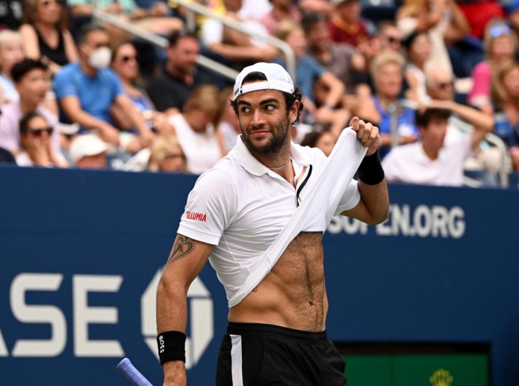 Cosa succede a Matteo Berrettini? Infortuni, cambio allenatore e ranking crollato: il romano non gioca da cinque mesi
