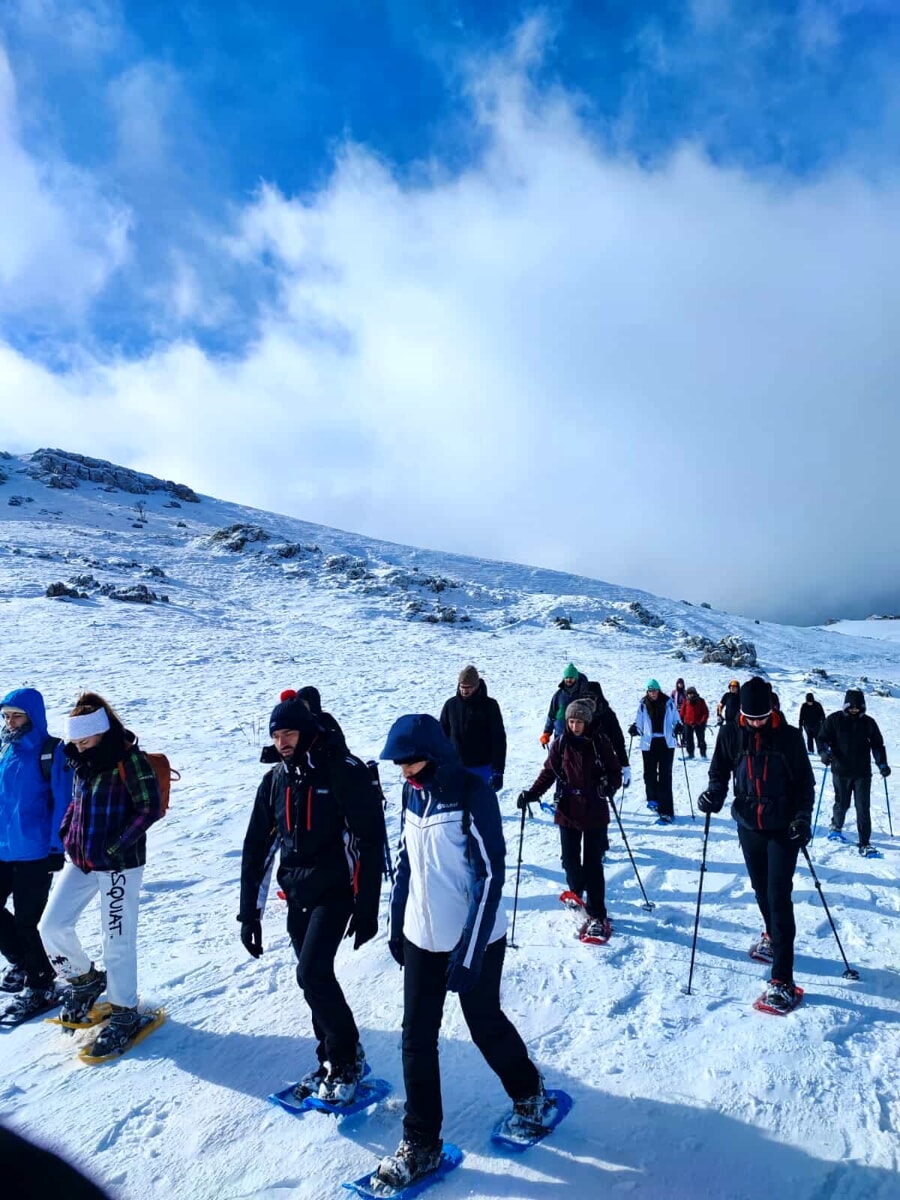 Poca neve e piste chiuse: nel Lazio in montagna si va solo sulle ciaspole