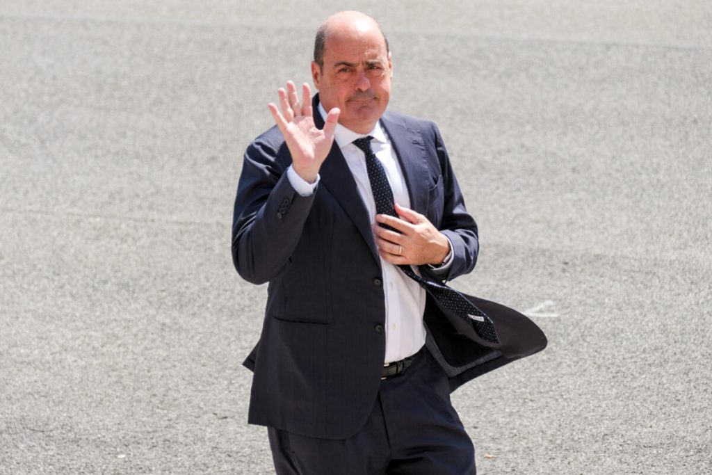 Europee, Zingaretti si sfila: "La mia candidatura non c'è". È caccia al candidato del Lazio