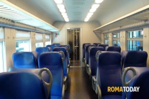 Carabinieri fermano ladro sul treno regionale, la passeggera non si era accorta del furto