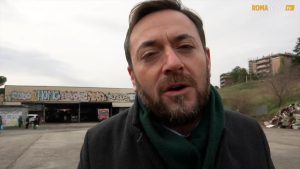 VIDEO | Val Melaina, al via la bonifica dell'area di mercato, rimosse 50 tonnellate di rifiuti tra le bancarelle