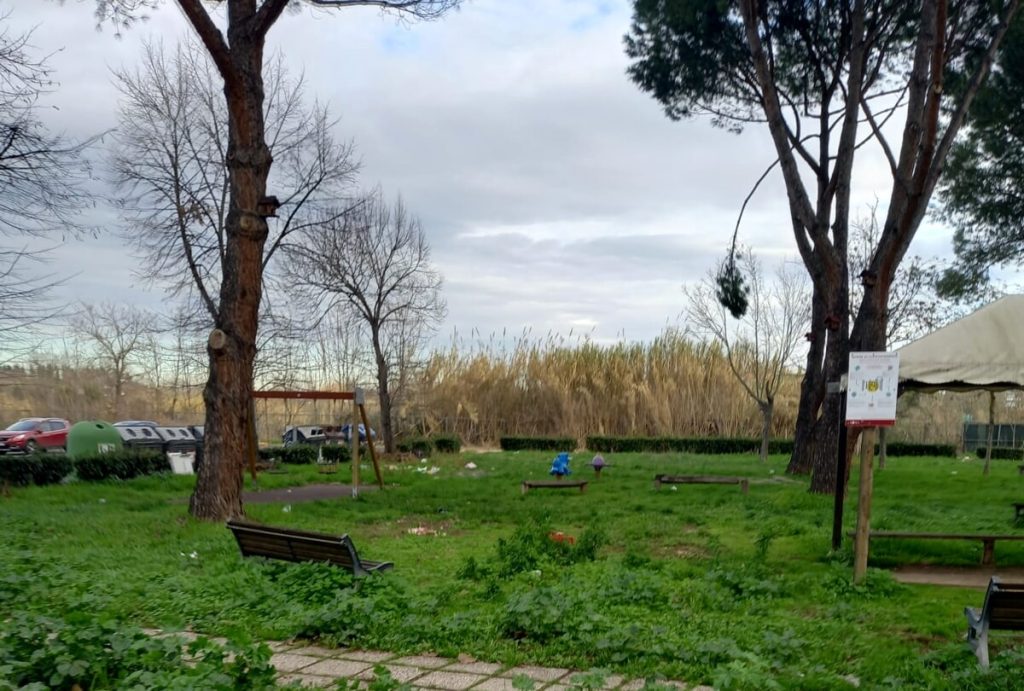 San Basilio, dopo 5 mesi di lavori il parco Aldo Bozzi non è cambiato