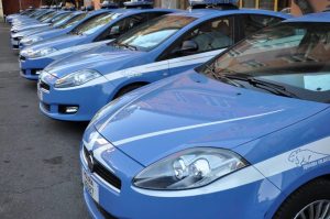 "Sono stato in galera e faccio Mma": rapina minorenni e poi va a mangiare al Mc Donald's