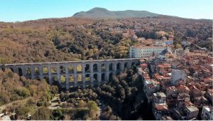 Ariccia, precipita dal ponte: morto un uomo