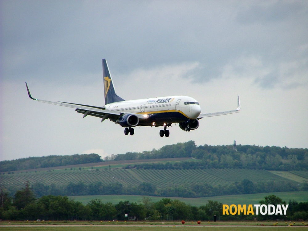 Nuove rotte da Roma e posti di lavoro: Ryanair annuncia il programma estivo ed attacca il Governo
