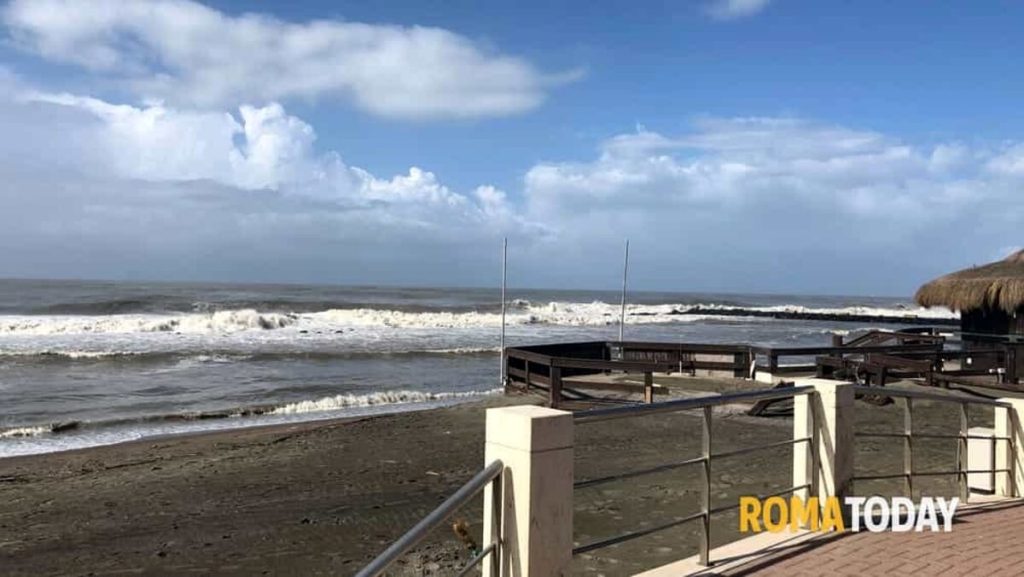 Mare di Roma, il piano per l’utilizzo delle spiagge entra nel vivo: partita la consultazione
