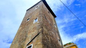 "Non è la Torre Argentina ma del Papito", visita guidata