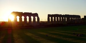 Tramonto sugli Acquedotti di Roma Antica: visita guidata a piedi