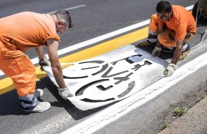 Che fine hanno fatto le ciclabili disegnate in fretta e furia da Raggi