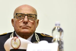 “Nella polizia inefficienza totale. I dirigenti? Quattro burocrati che non sanno fare il loro lavoro” (INTERVISTA)