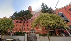 Ater è morosa per oltre 40mila euro, sigilli ai contatori del gas: lo storico "albergo rosso" di Garbatella è al gelo