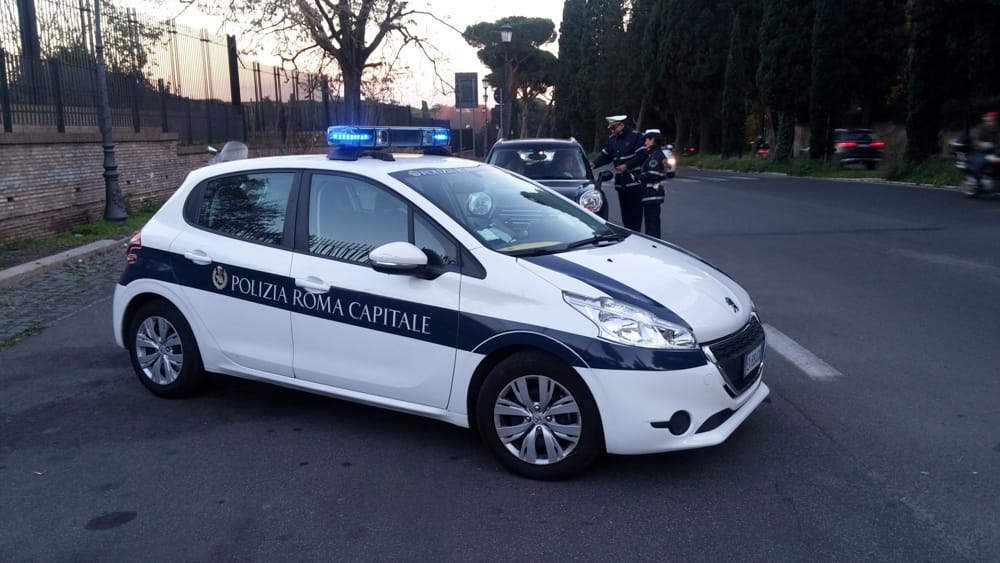 Gli automobilisti romani sono tra i meno multati d'Italia