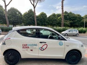 Car sharing, installati i dispositivi nei parcheggi per fermare i furbetti della sosta