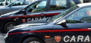 Clienti in comune e volantini con le offerte in chat: così spacciavano alle porte di Roma