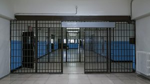 Aggressione in carcere: detenuto strangola agente della polizia penitenziaria