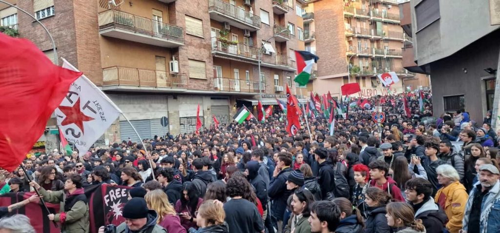 Valerio Verbano, durante il corteo bruciato fantoccio di Giorgia Meloni. Indagini della Digos