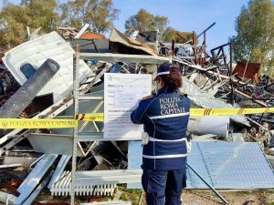 Rifiuti pericolosi nel parco di Veio: sequestrata discarica di 3mila metri quadrati