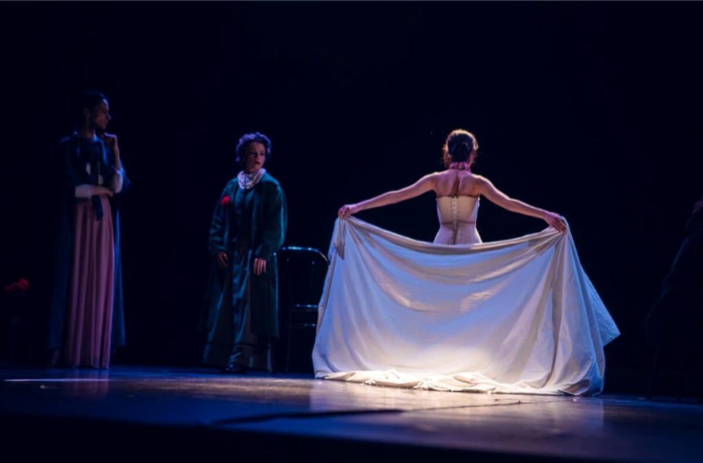“Donne fuori dall’ombra: storie di artiste straordinarie” al Teatro Di Documenti