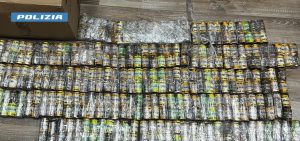 La stanza della droga: coppia nasconde 100 chili in casa per un pusher