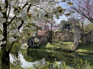 Giardino di Ninfa, calendario ufficiale delle aperture 2024