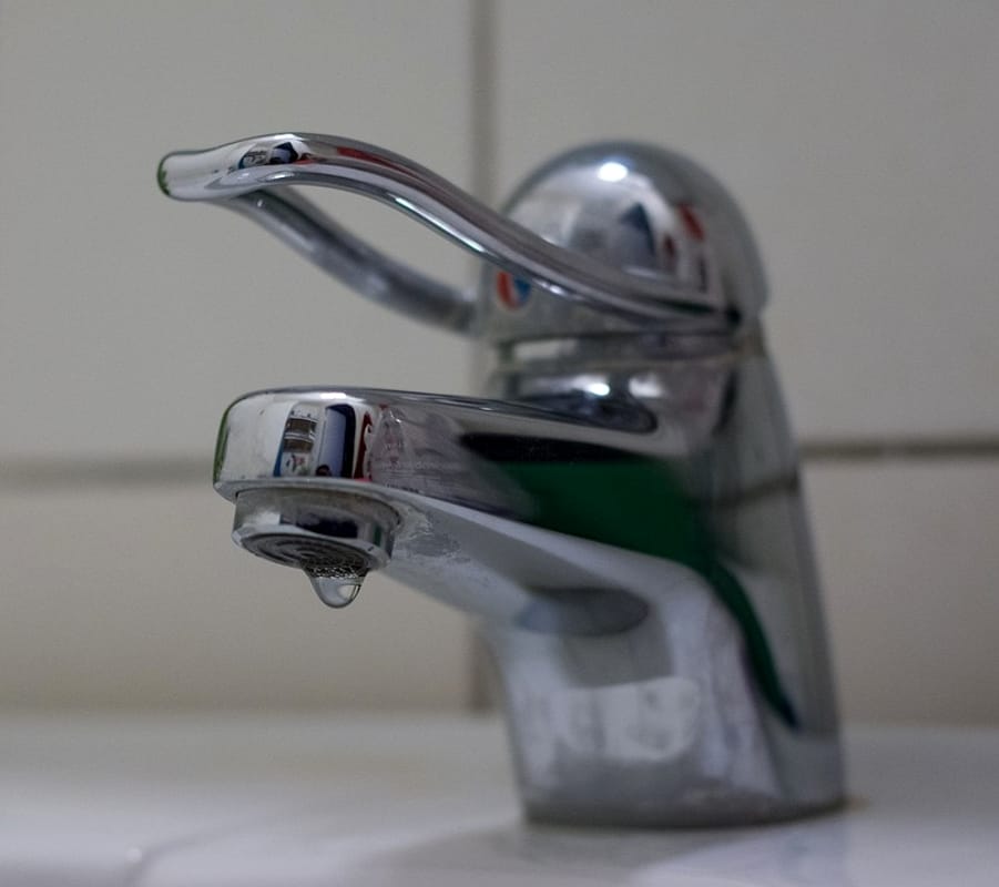 Prati senz'acqua, arrivano le autobotti: tutte le strade interessate