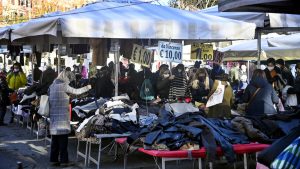 Al mercato di Porta Portese la stretta sulla sicurezza: raddoppiati i vigili urbani
