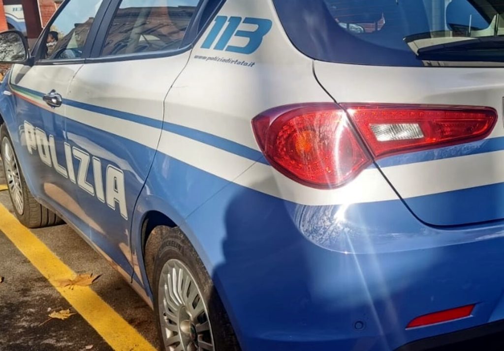 Forno in cortocircuito: fumo invade la palazzina, evacuati i residenti
